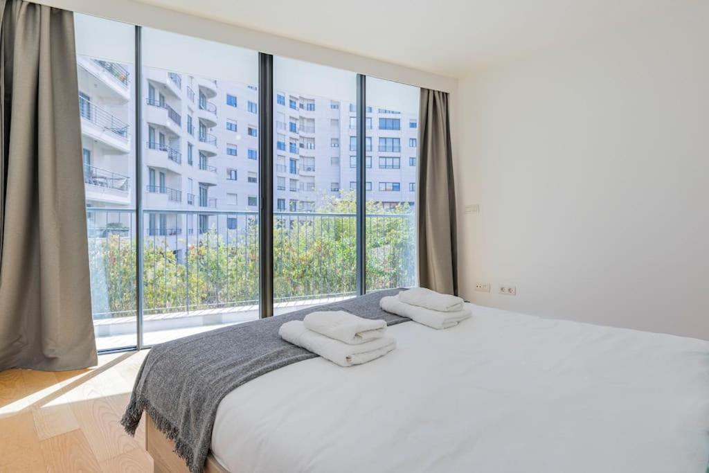 Campolide Lovely 2 Bedroom By Innkeeper Лиссабон Экстерьер фото